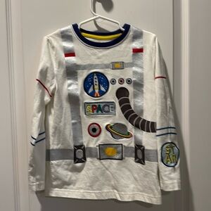 Mini Boden space-themed boys shirt.